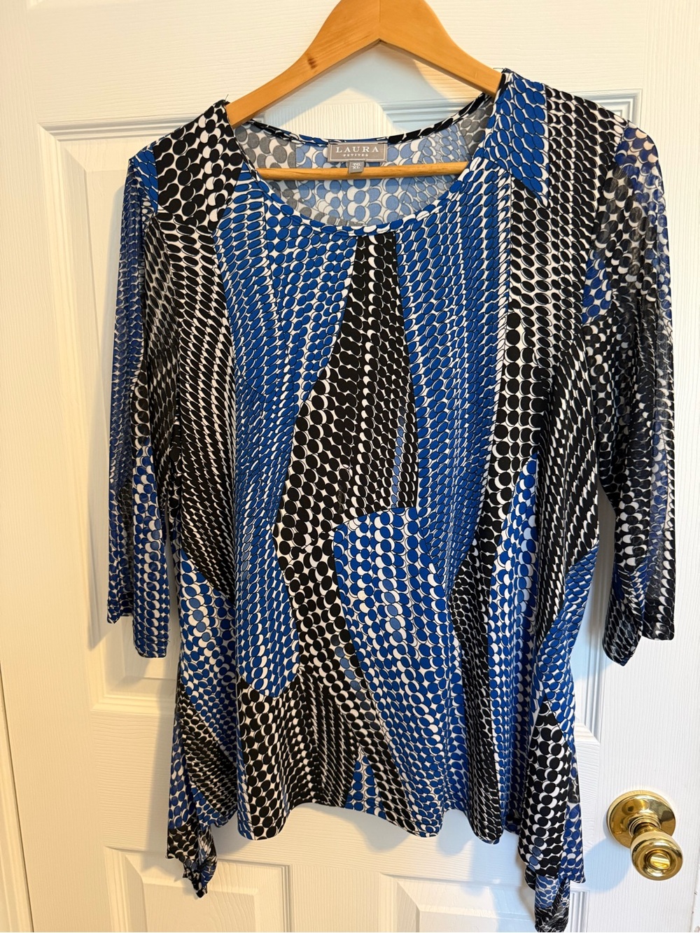 Laura petites Blue and Black Graphic Print Scoop Neck Tunic